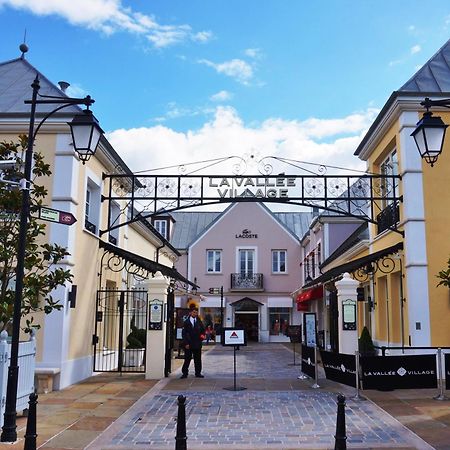 Apartamento Sesame Duplex Disneyland Paris Netflix 6 Personnes Et 1 Bebe Avec Parking Bailly-Romainvilliers Exterior foto
