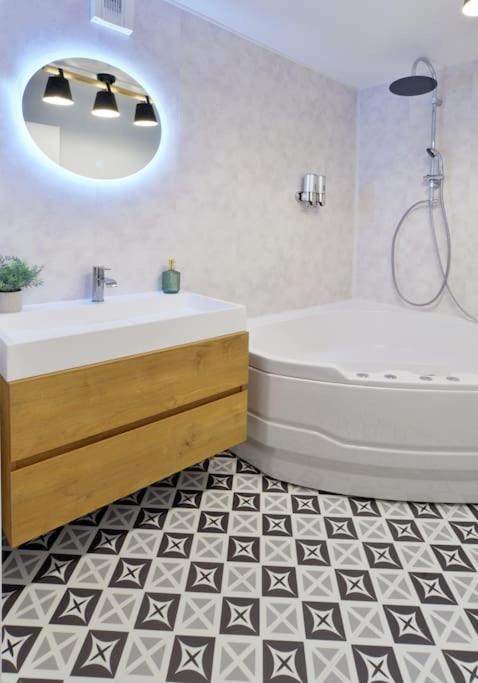 Apartamento Sesame Duplex Disneyland Paris Netflix 6 Personnes Et 1 Bebe Avec Parking Bailly-Romainvilliers Exterior foto